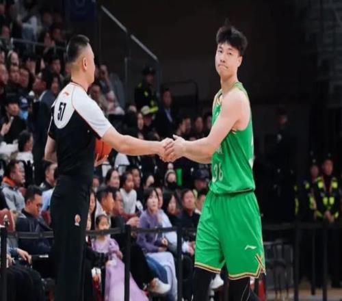 熱刺,戰全勝,水晶宮,乐竞体育官网,乐竞体育直播,体育赛事直播,足球直播