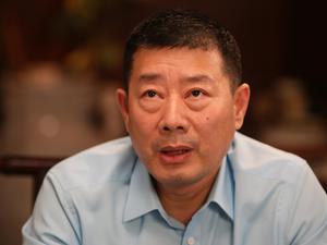 尼克斯动向:布拉德利受关注,唐斯与德拉蒙德成球队基石