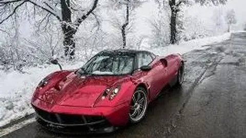 王俊凯手绘蛋糕祝福周杰伦，周董亲自回应：收到啦